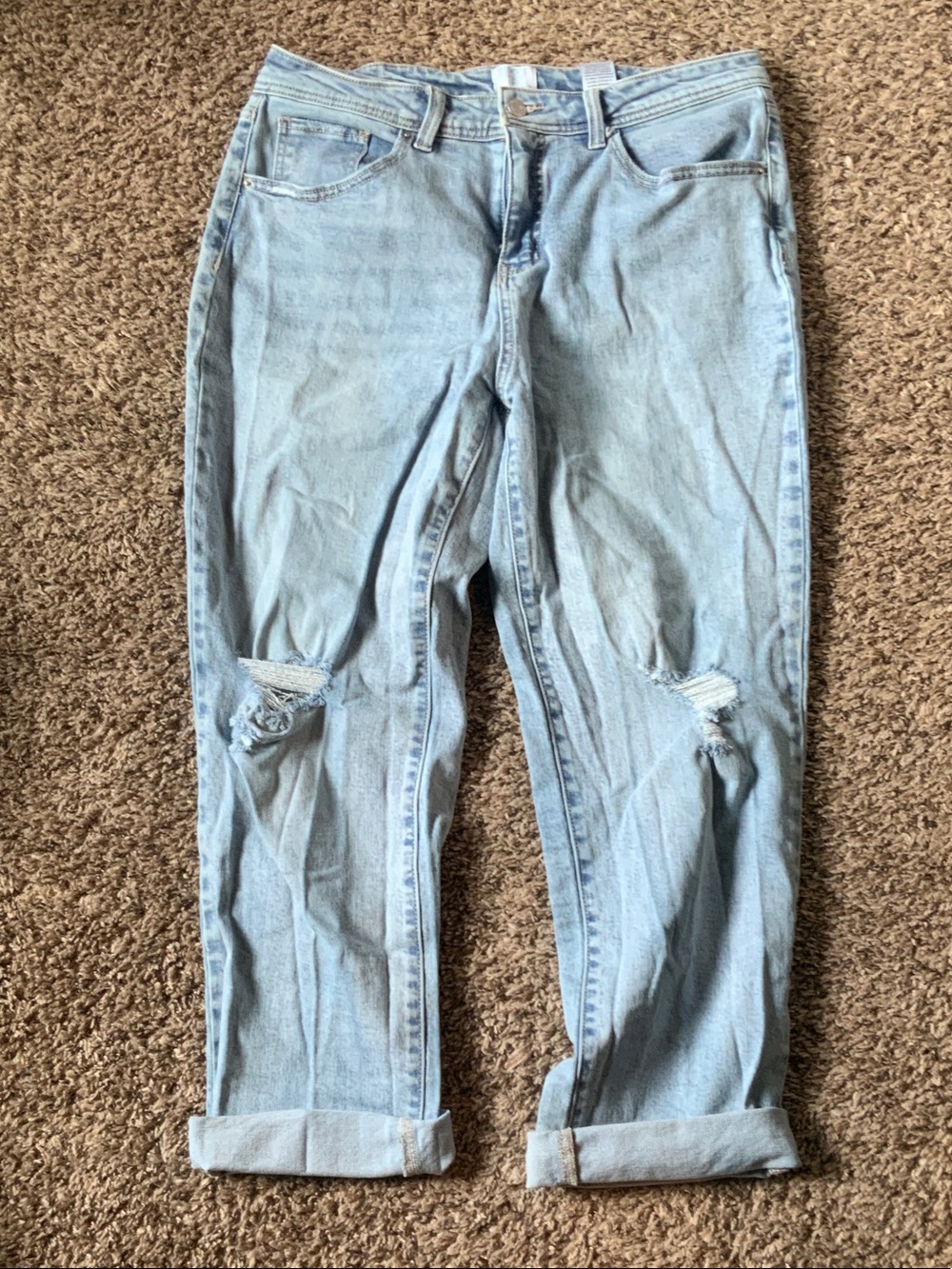 Time and Tru Light Blue Boyfriend Jeans with Knee Rips
